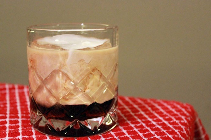 How To Make A White Russian Fit For The Dude,Tiki Drinks