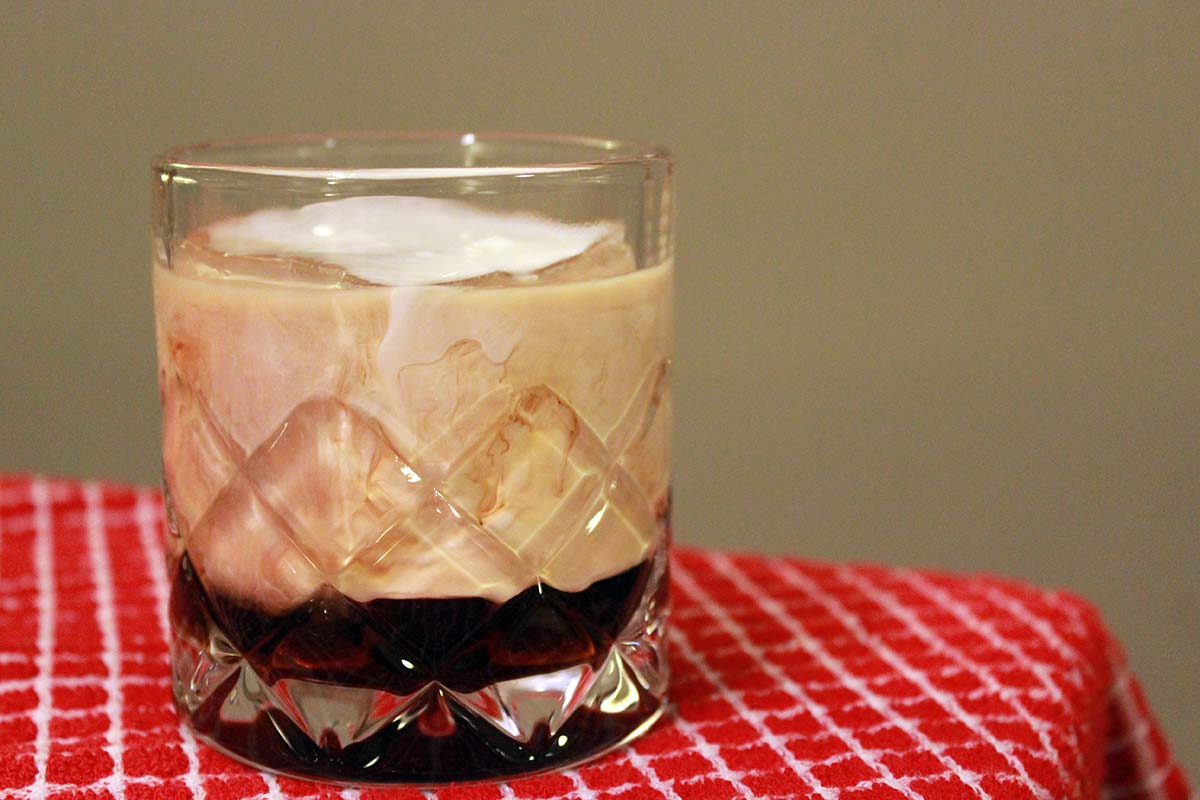 How To Make A White Russian Fit For The Dude,Cardamom Seeds Powder