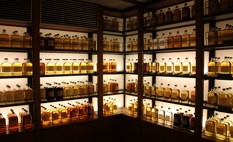 yamazaki whisky library