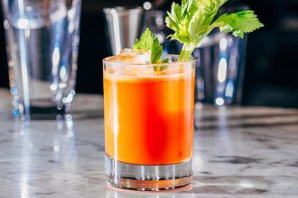 healthy drinking cocktail
