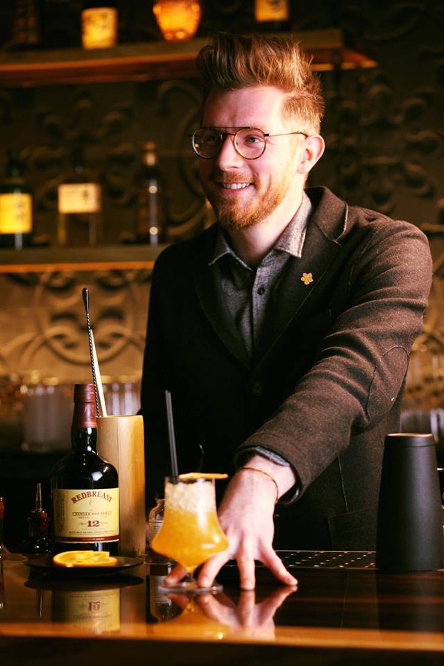 bartender Will Thompson
