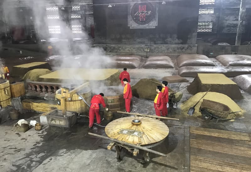 baijiu ferments and smokes on the distillery floor